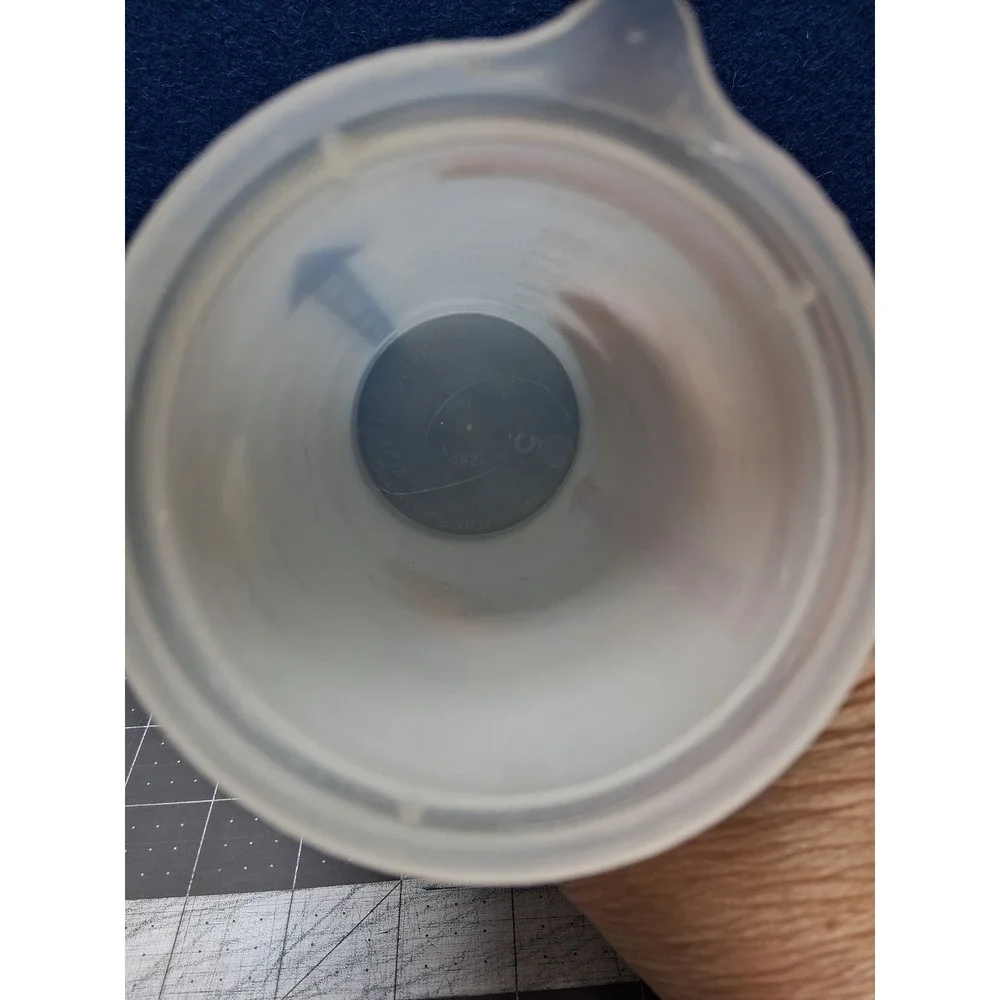 Pampered Chef Measure All Cup Clear 2 Cup Adjustable Liquid Dry Measuring Tool